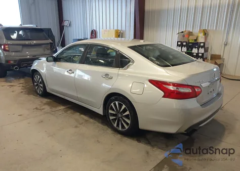 2017 Nissan Altima 2.5 from USA, damaged, VIN 1N4AL3AP5HC255459